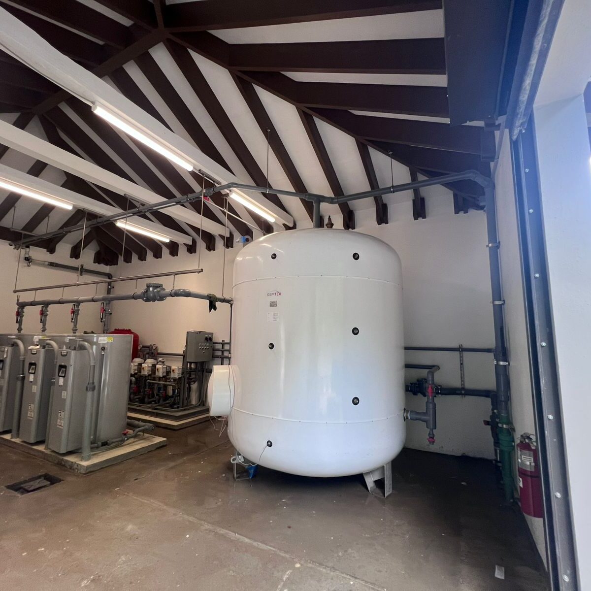 mechanical-pump-room-3